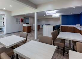 Microtel Inn & Suites by Wyndham Sunbury/Columbus North 5
