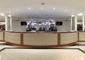 Renaissance London Heathrow Hotel 4