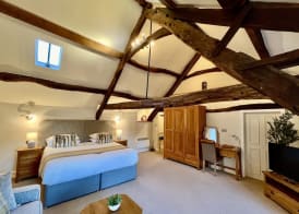 Castle Cottage Inn 4