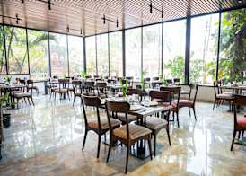 Hotel Meraden Opus , Anjuna Beach Goa 4