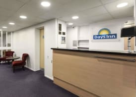 Days Inn by Wyndham Bridgend Cardiff M4 2
