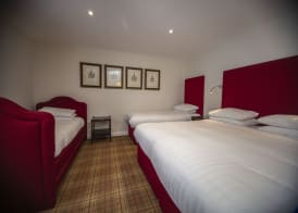 The Skye Inn 4