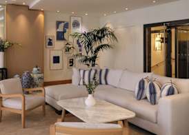 Five Seas by Inwood Hotels 3