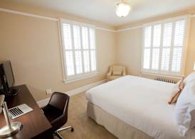 Cardinal Hotel 4