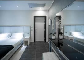 Atmosphere Suite Hotel 5