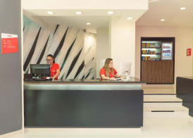 CLH Suites Domingos Ferreira 3