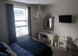 Lion House Bed & Breakfast with Restaurant 2