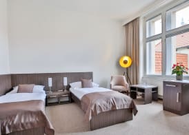 Apartments Embassy by LH 4