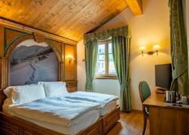 Hotel Cervo 5