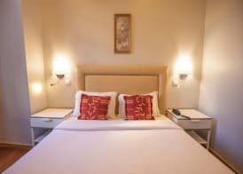 Grande Pensao Residencial Alcobia 5