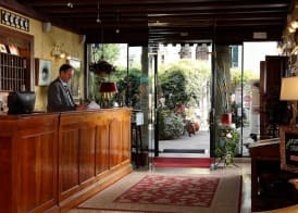 Pensione Accademia - Villa Maravege 2