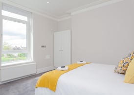 5 Star - The Ulsterville Residences - Free On-site Parking 5