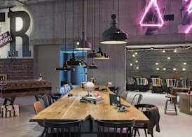 Moxy Frankfurt City Center 2