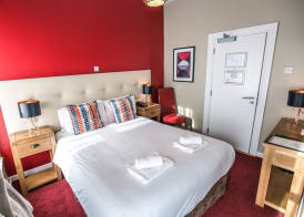 Mc Kevitts Village Hotel 5
