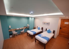 Arzo Hotel Premier 4