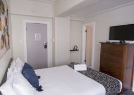Hotel Waterloo & Backpackers 5