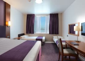 Premier Inn Abu Dhabi Airport Business Park 3