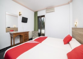 Hotel El Prado by Vivere Stays 5