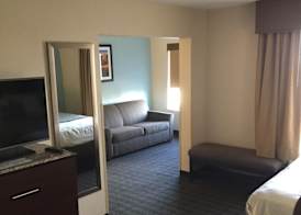 Best Western Plus Gateway Inn & Suites - Aurora 5