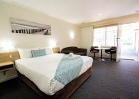 Hospitality Esperance SureStay Collection by Best Western 4