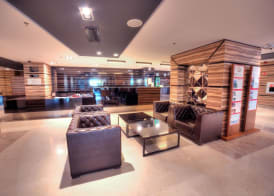 INTERNATIONAL Hotel Casino & Tower Suites 2