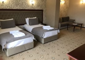 Capitol Hotel 3