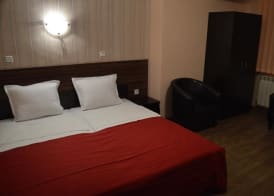 Bon Bon Hotel 5