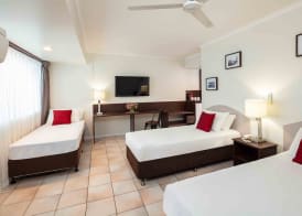 Hides Hotel 5