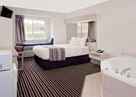 Microtel Inn & Suites by Wyndham Madison East 5