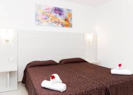 Aparthotel FLORA PARK & AQUAROCK 3