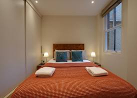 Fitzrovia Stay by Oxford St & Soho 18 Guests 4