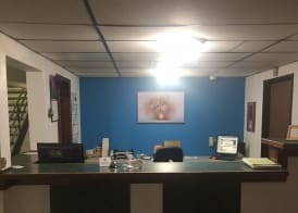 Sunset Inn & Suites - Lincoln Airport 3