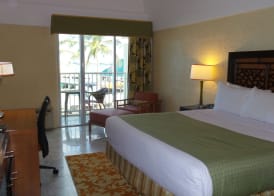 Radisson Aquatica Resort Barbados 4