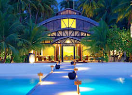 Angsana Resort & Spa Maldives Velavaru 2