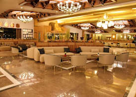 Royal Dragon Hotel 4