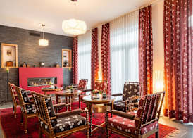 Carlton-Europe Vintage Adults Hotel 2