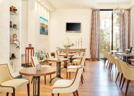 Dioni Boutique Hotel 2