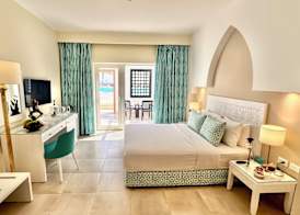 Sharm Club Beach Resort 5