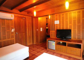 JJ Residence 5