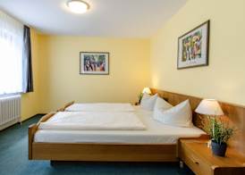 Kurgarten-Hotel 4