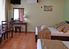 Volcano Lodge, Hotel & Thermal Experience 5