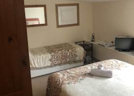 Sir Alfred Munnings Hotel 4