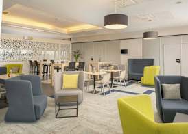 Courtyard by Marriott Toulouse Airport 3