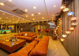 Grand Palace Hotel 5