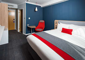 Holiday Inn Express LONDON - LUTON AIRPORT by IHG 3