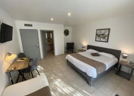 Logis Hôtel L'Oliveraie 4