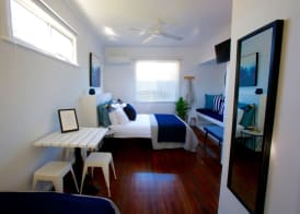 Tea Gardens Hotel 3