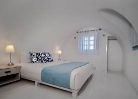 Anema Boutique Hotel & Villas Santorini 4