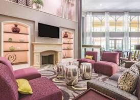 La Quinta Inn & Suites by Wyndham University Area Chapel Hill 3