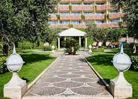 Rome Cavalieri, A Waldorf Astoria Hotel 5